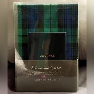 NIB~Gardner Studios Set of 2 Journals~(1 large & 1 small)
